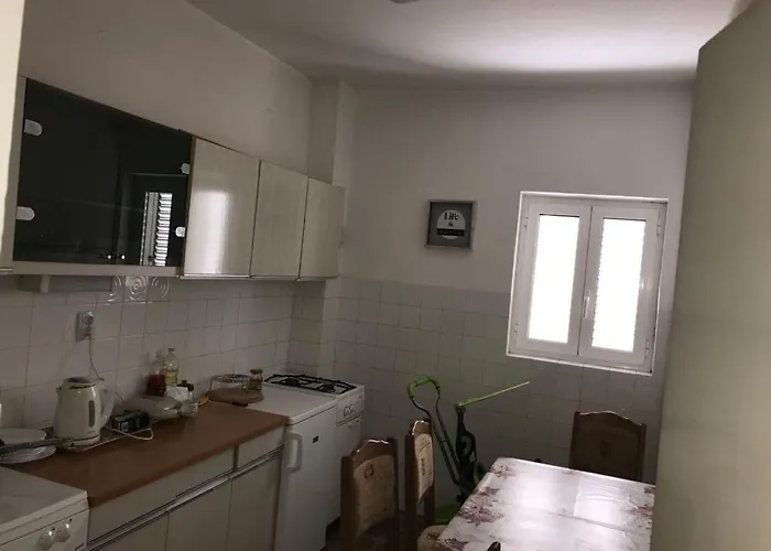Gostinjska kuća 2 3*