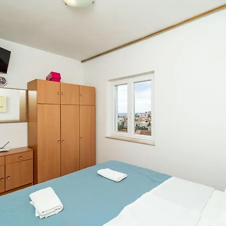 2 Casa de hóspedes 3*